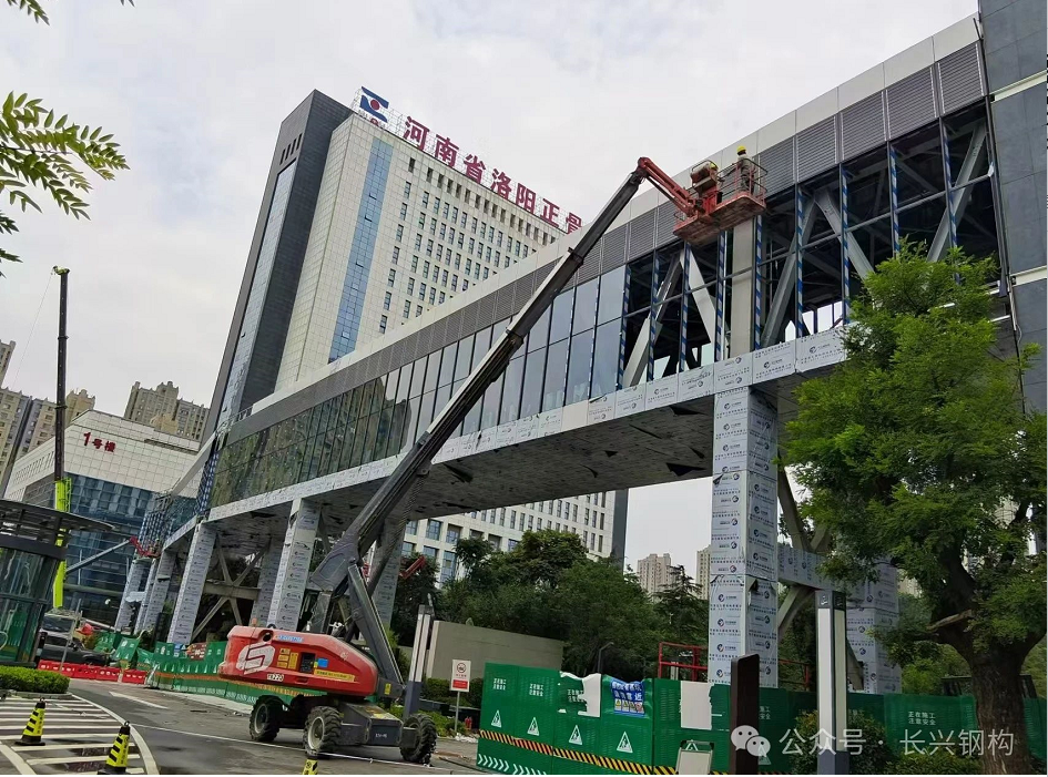 長興鋼構:全力以赴,保障項目安全與高效推進 長興鋼構 2024年07月25日 10:37 河南 長興鋼構:全力以赴,保障項目安全與高效推進 長興鋼構 2024年07月25日 10:37 河南